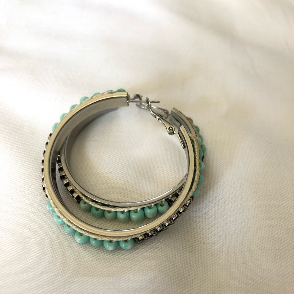 Hoop earrings - Picture 3 of 4